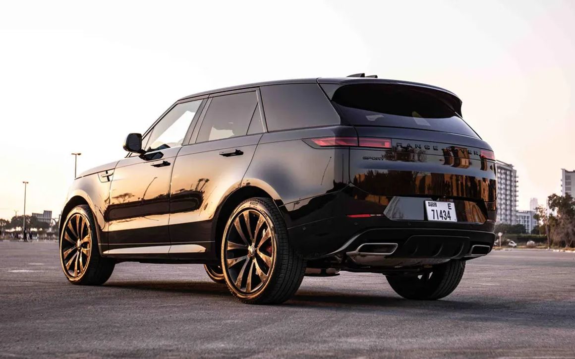 RANGE ROVER HSE - image 6