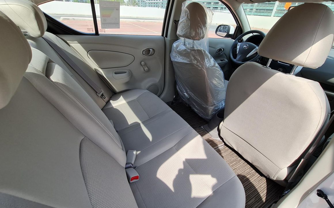 Nissan Sunny - image 9
