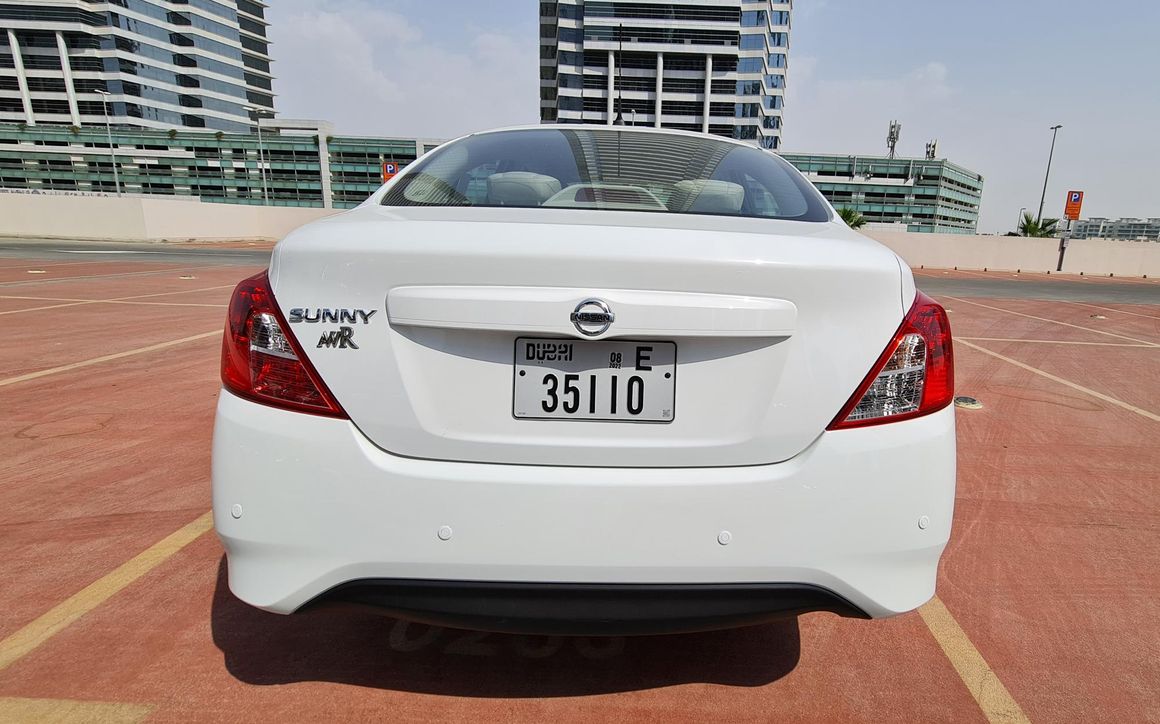 Nissan Sunny - image 6