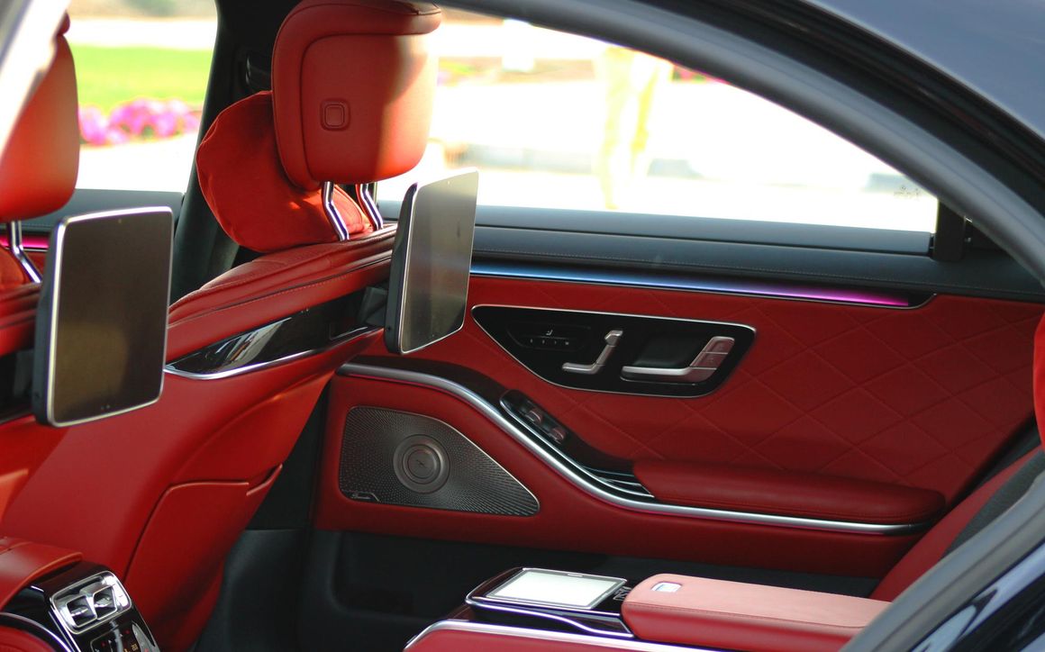 Mercedes S500 - image 18