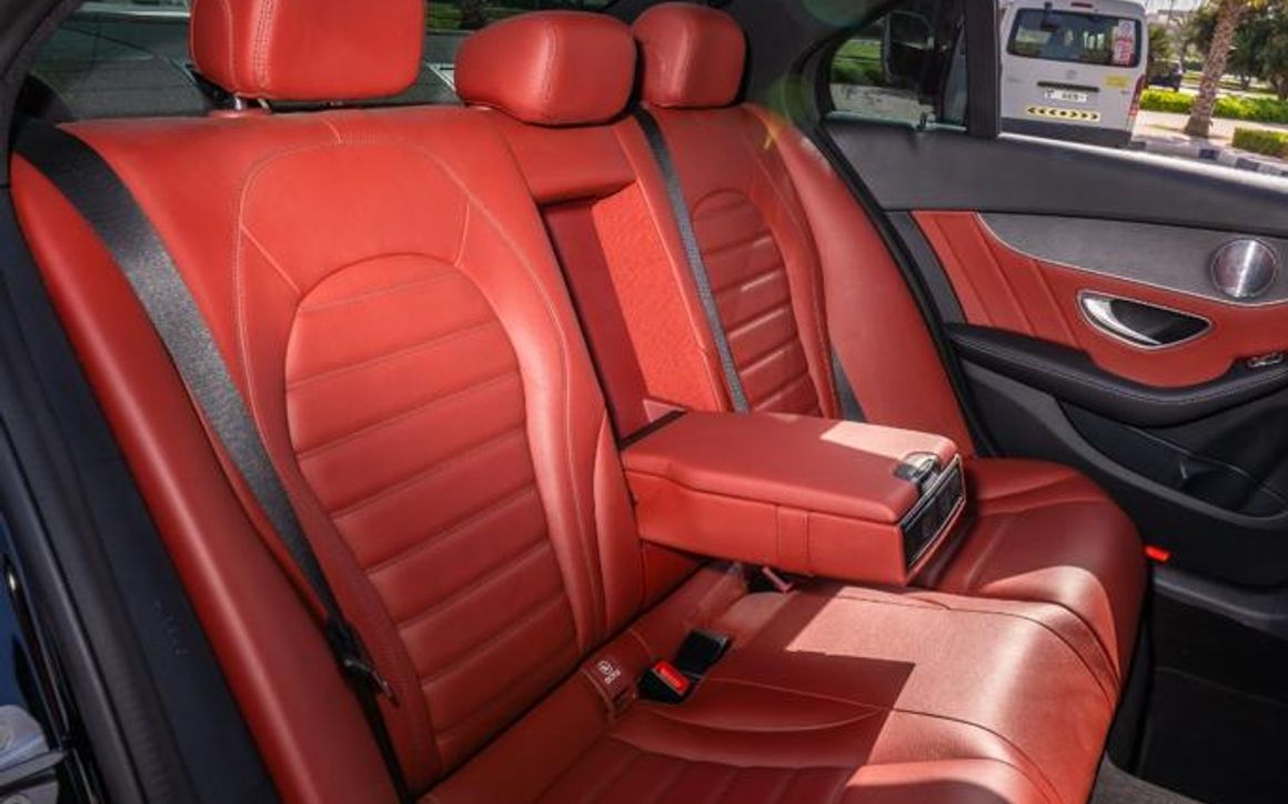 MERCEDES C300-4DOOR - image 10