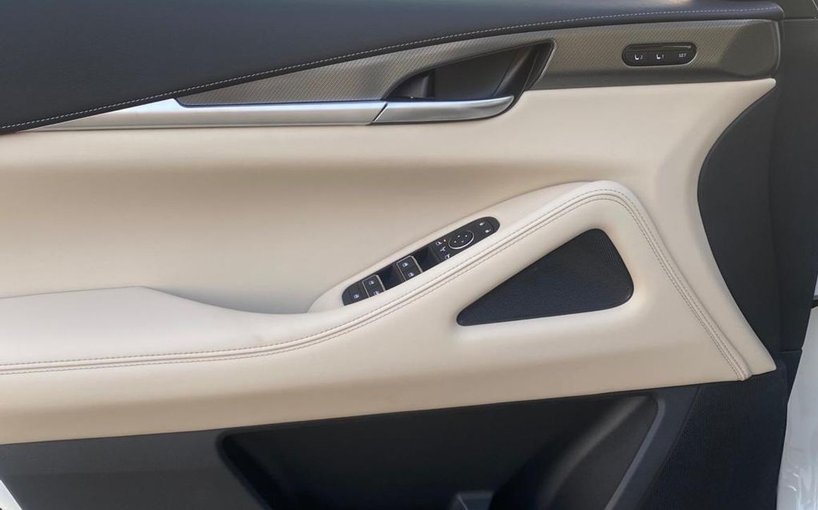 Infiniti QX60 - image 13
