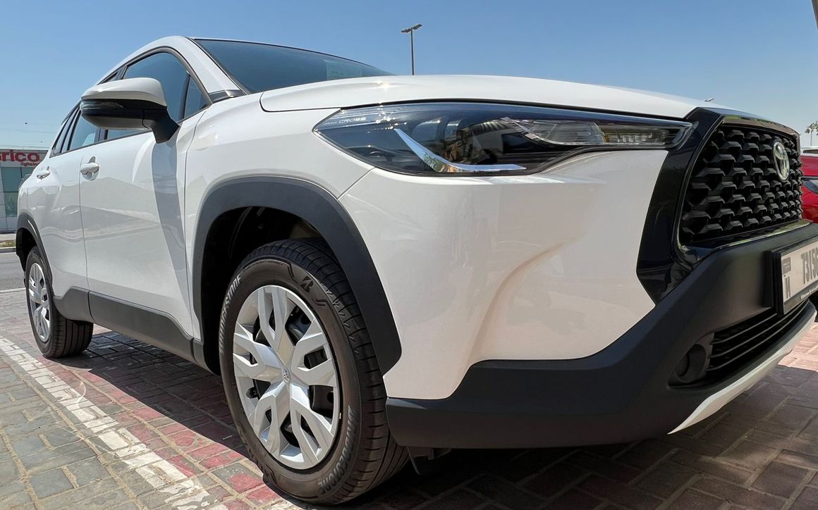 TOYOTA COROLLA CROSS - image 2