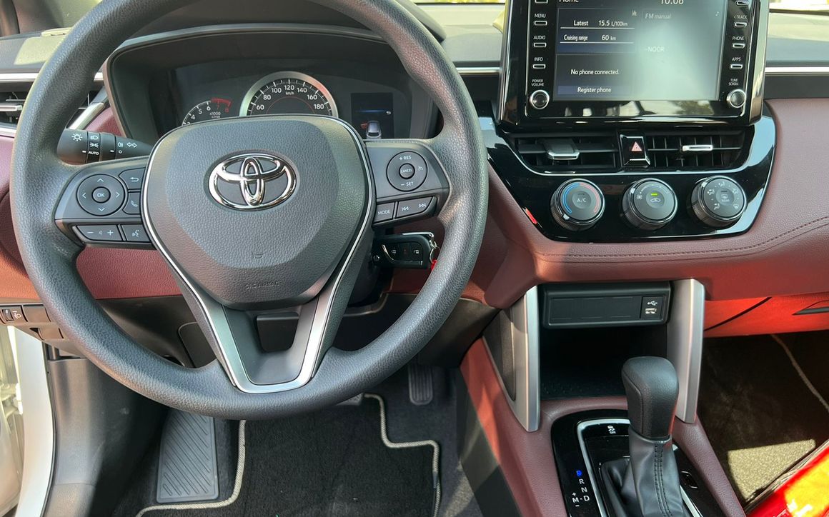 TOYOTA COROLLA CROSS - image 5