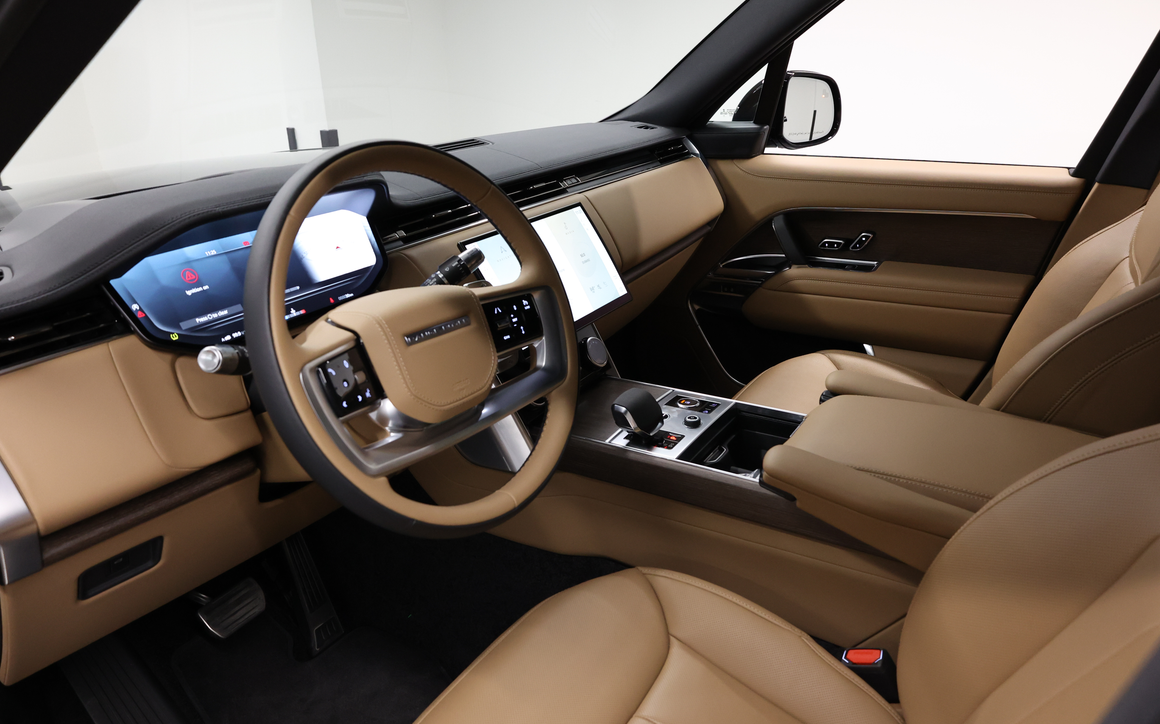 Range Rover Vogue HSE - image 9