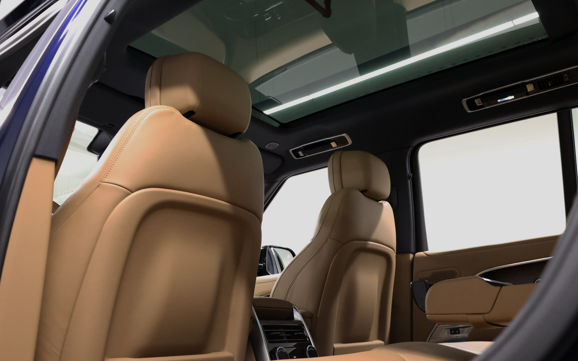 Range Rover Vogue HSE - image 14