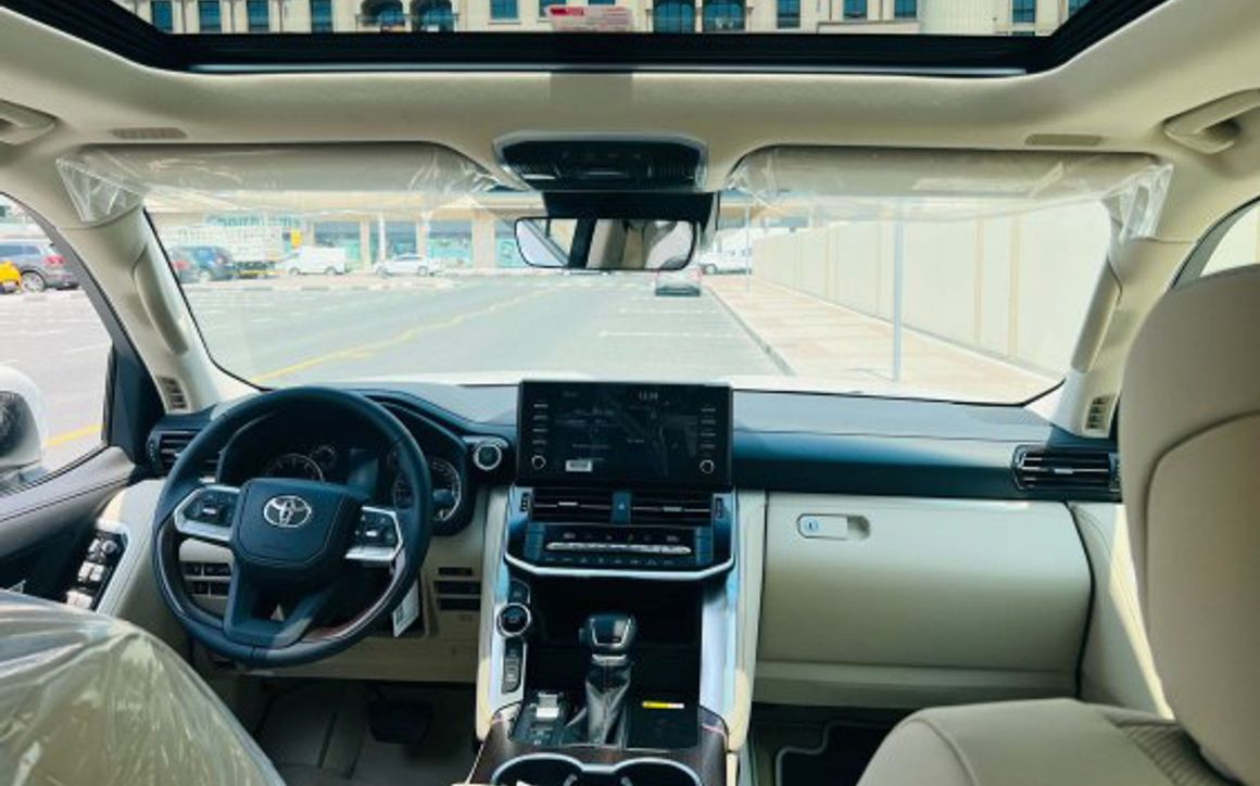 TOYOTA LANDCRUISER GX-R - 2024 - image 8