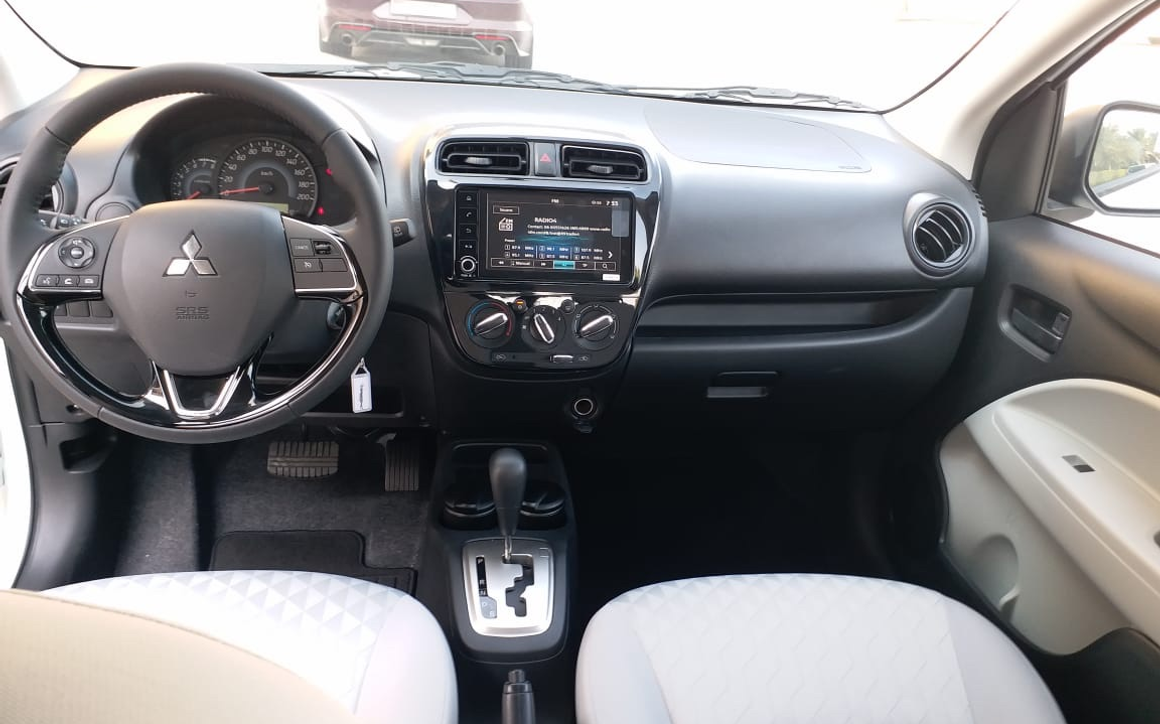 Mitsubishi Mirage - image 6