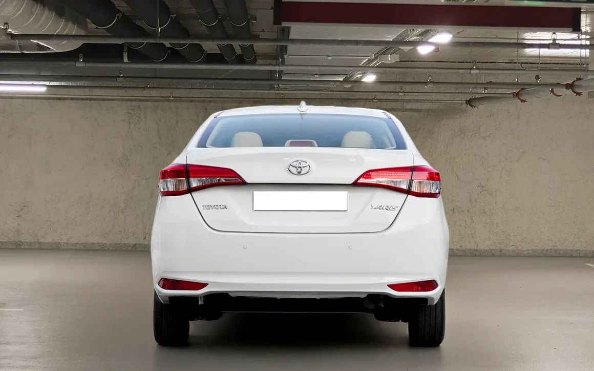 Toyota Yaris 1.5L - image 4