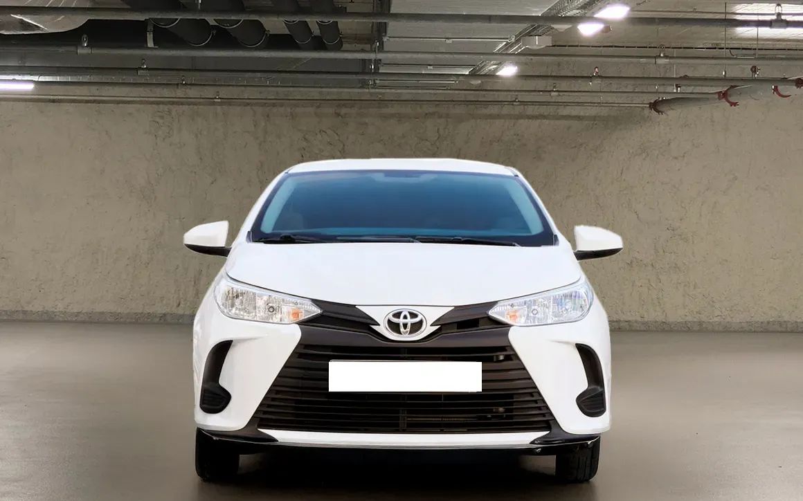 Toyota Yaris 1.5L - image 3