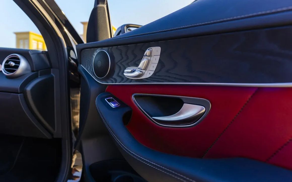 Mercedes GLC 200 - image 21