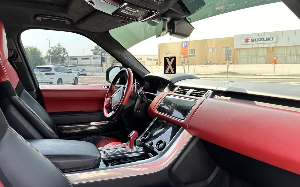 Land Rover Range Rover SVR - image 16
