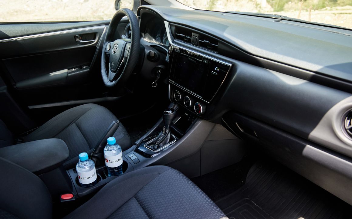 Toyota Corolla - image 11
