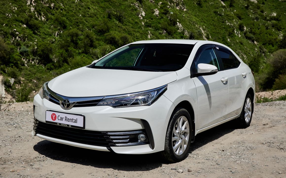 Toyota Corolla - image 1