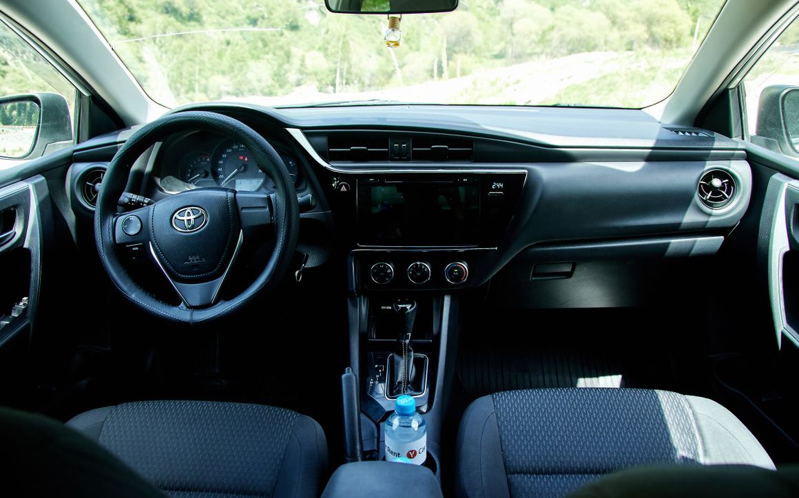 Toyota Corolla - image 10