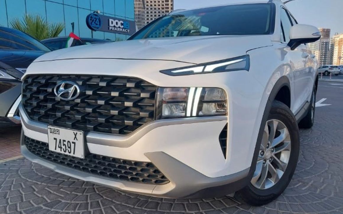 HYUNDAI SANTA FE - image 1