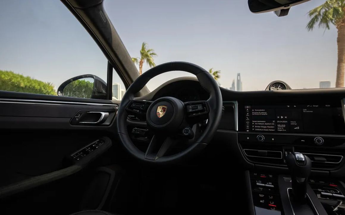 Porsche Macan GTS - image 7