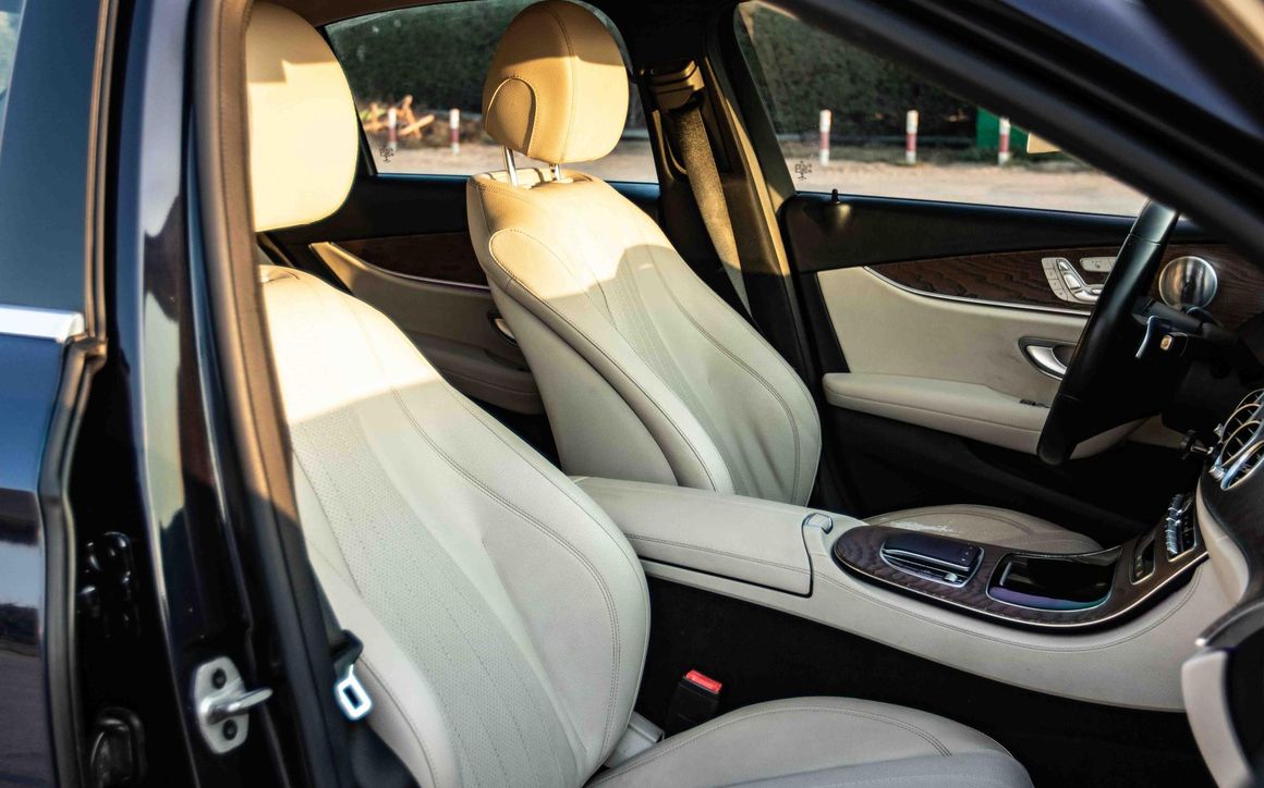 MERCEDES E350 - image 12