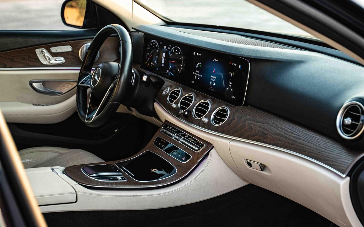 MERCEDES E350 - image 17