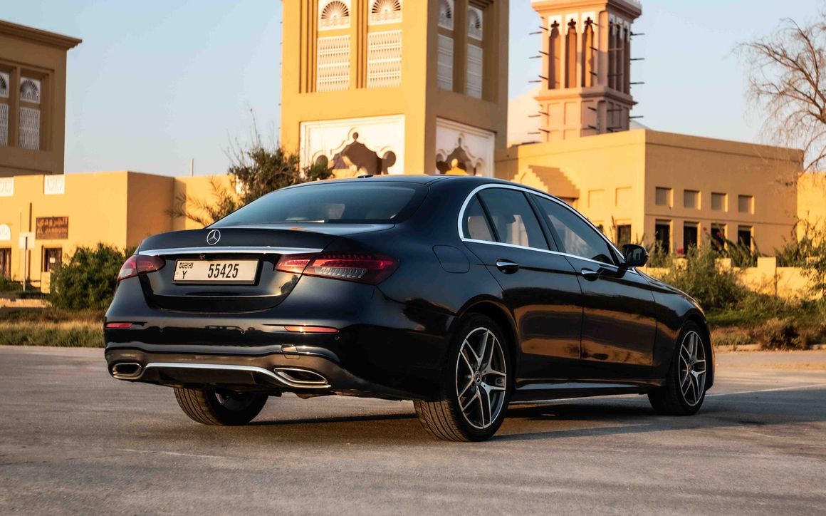 MERCEDES E350 - image 6