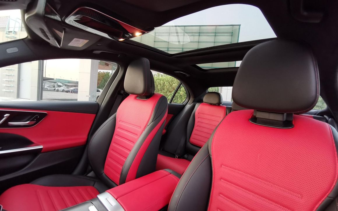 MERCEDES C300 - image 13