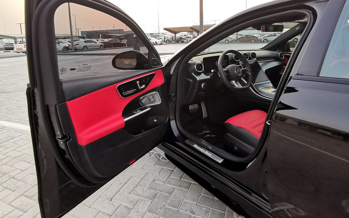 MERCEDES C300 - image 9