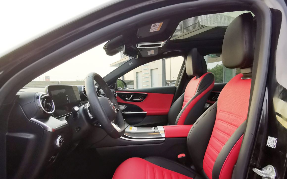 MERCEDES C300 - image 11