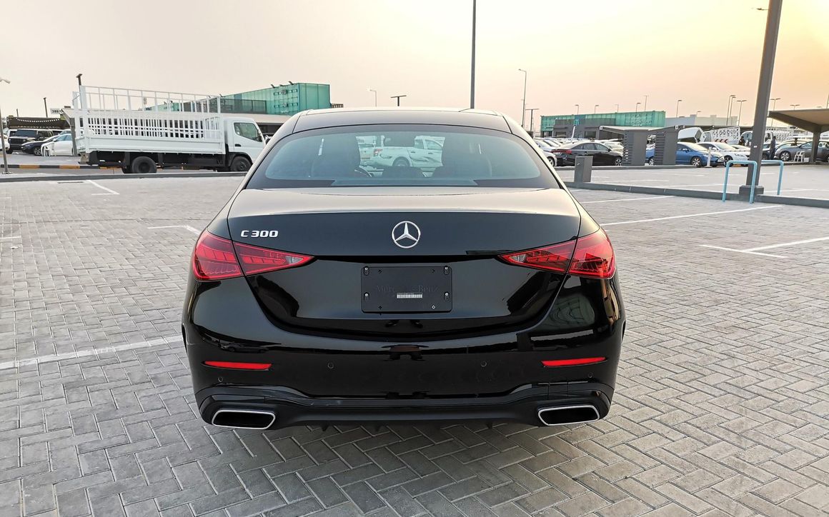 MERCEDES C300 - image 7