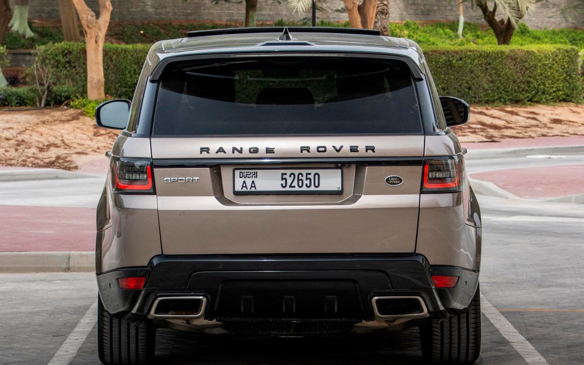 Range Rover Sport - image 7