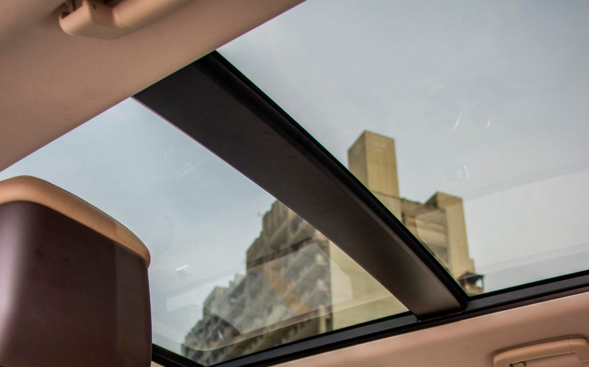 Range Rover Sport - image 12
