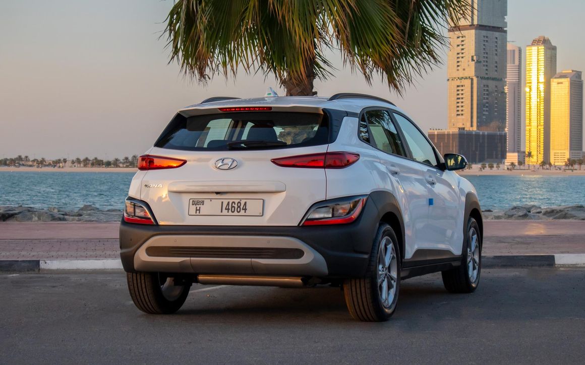HYUNDAI KONA - image 2