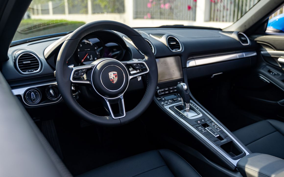 PORSCHE 718 BOXTER BLUE - image 15