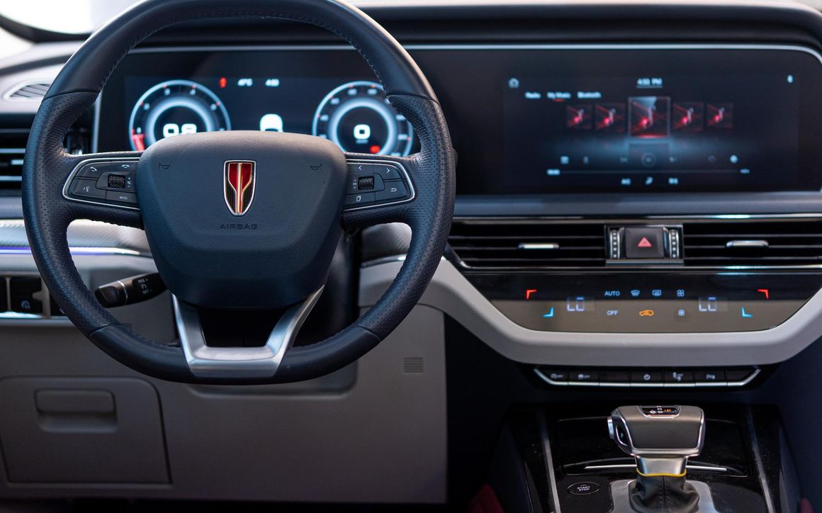 Hongqi HS5 - image 6