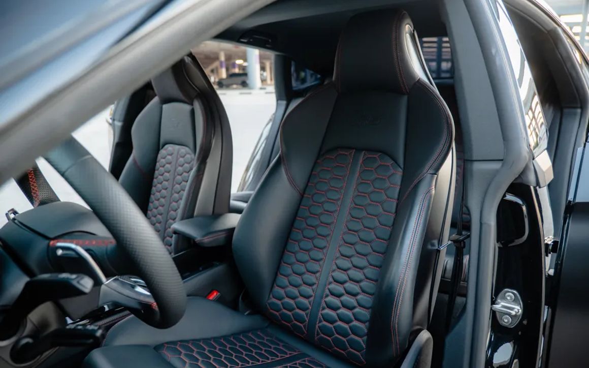 Audi RS5 Carbon Edition - image 11