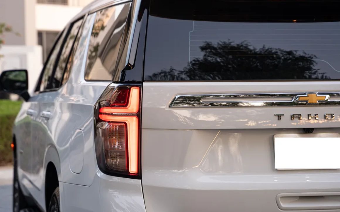 CHEVROLET TAHOE - image 8