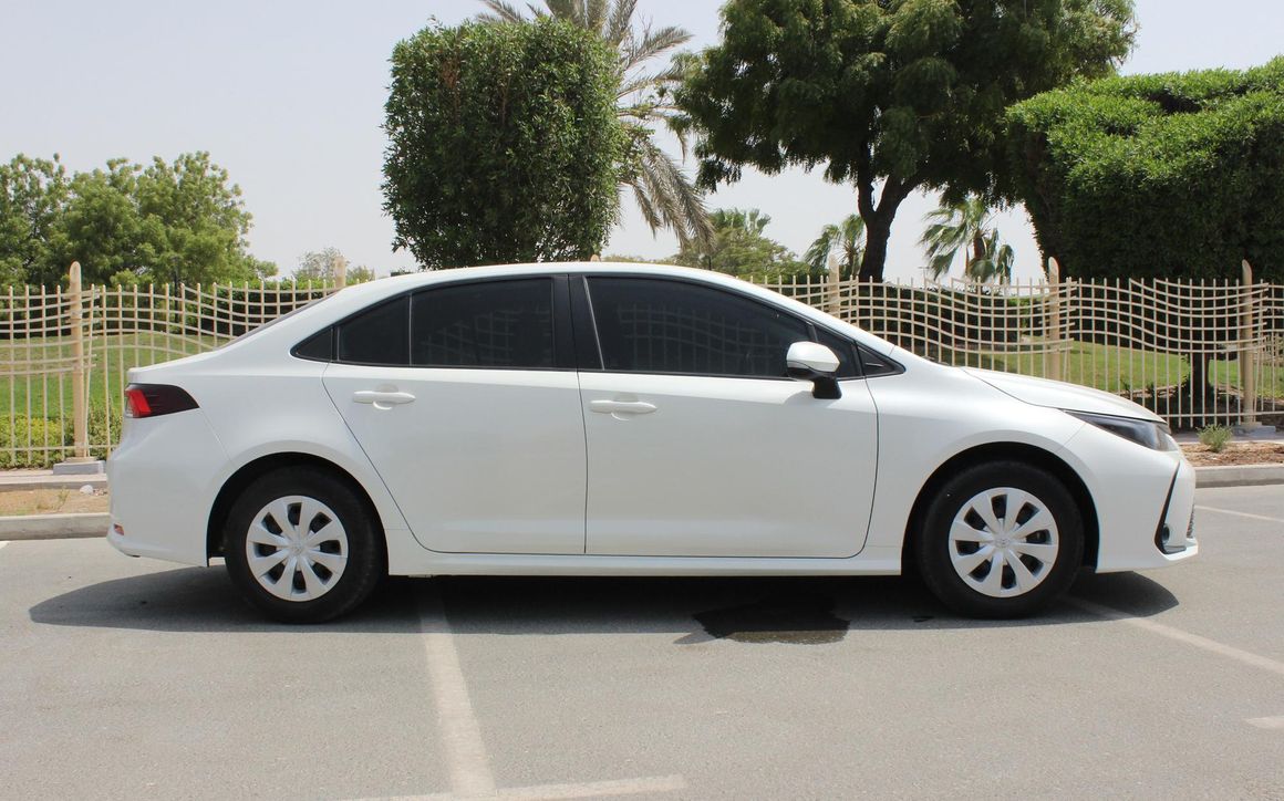 TOYOTA COROLLA - image 2