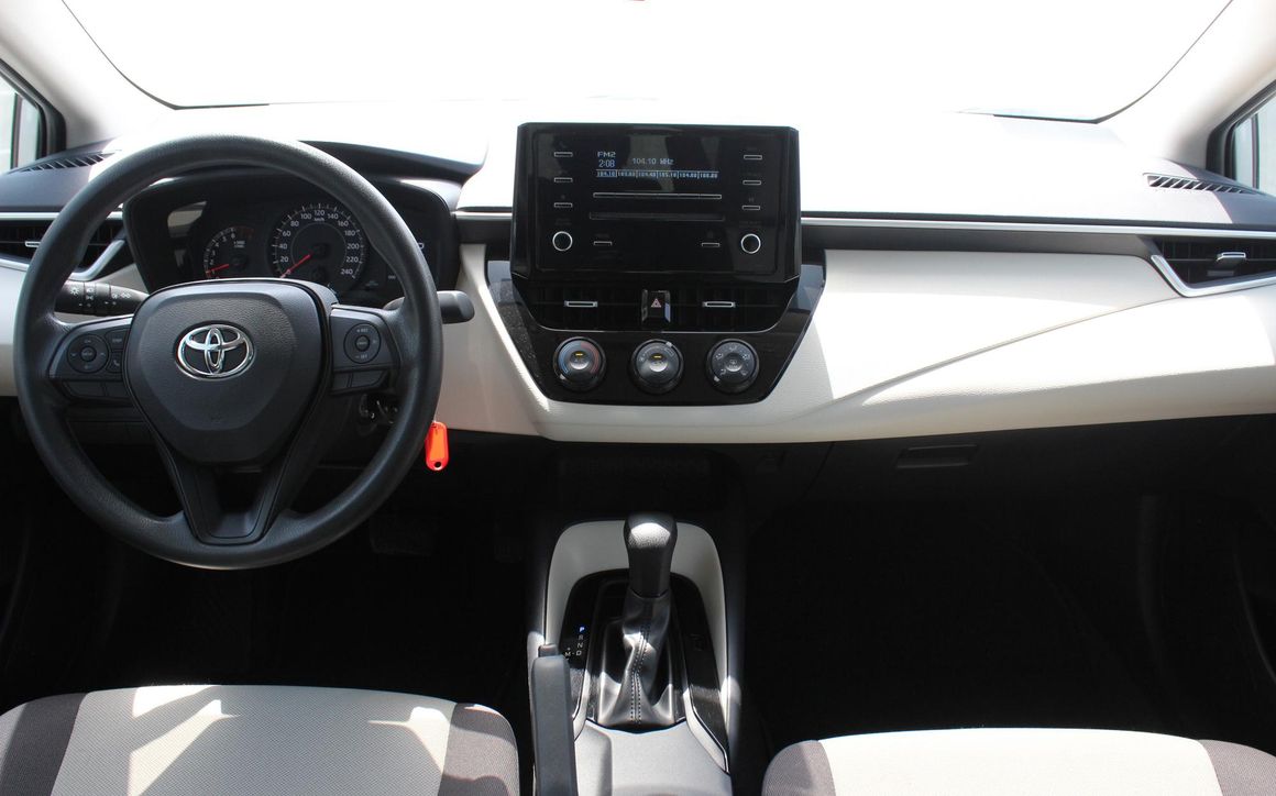 TOYOTA COROLLA - image 6