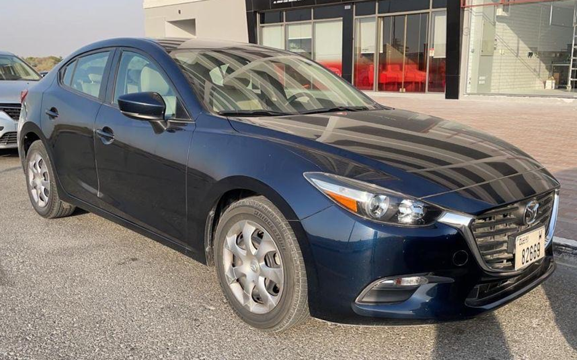 Mazda 3 - image 2