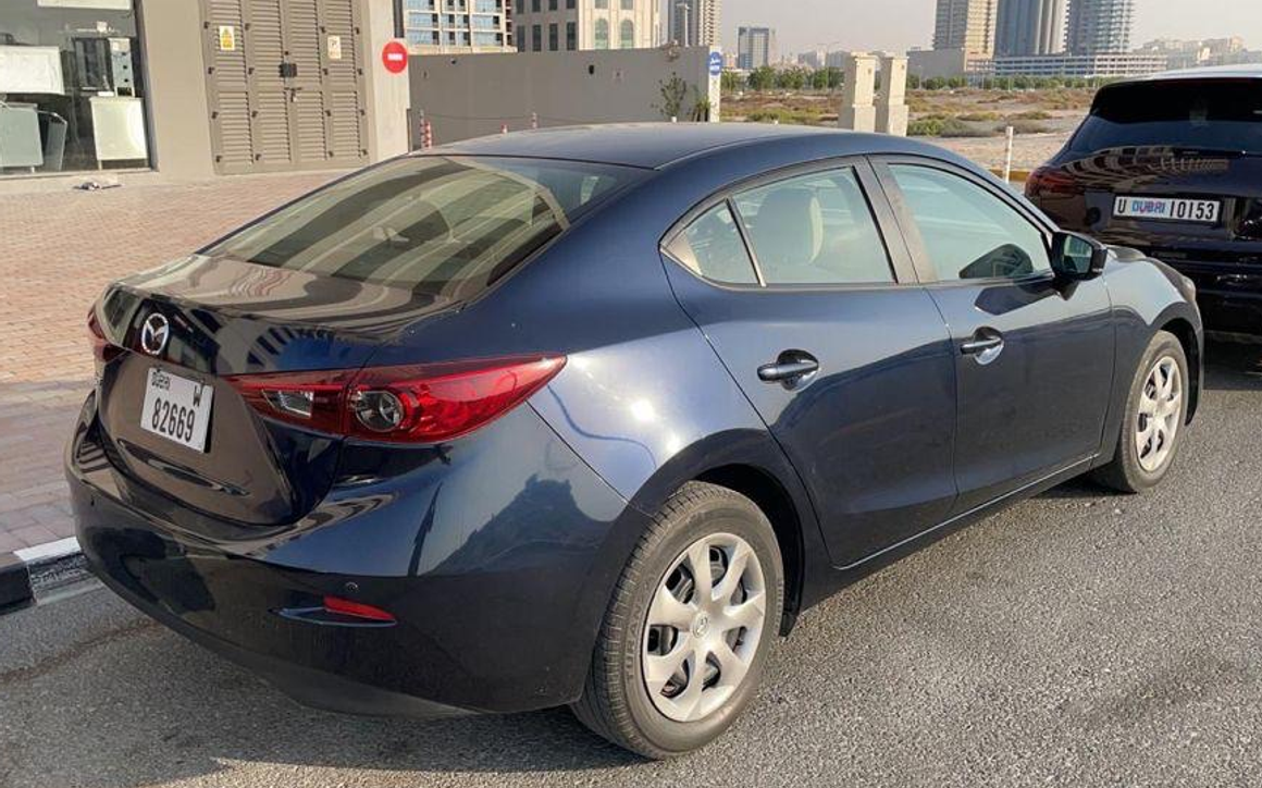 Mazda 3 - image 3