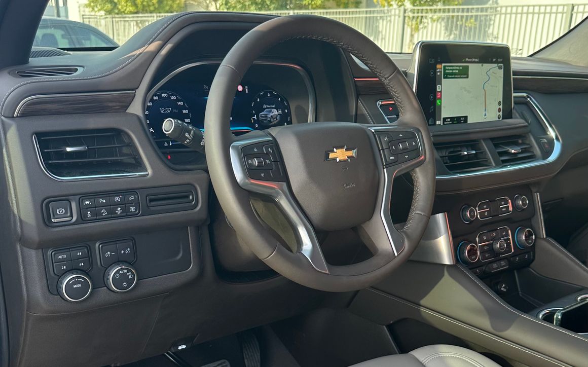 CHEVROLET TAHOE - image 6