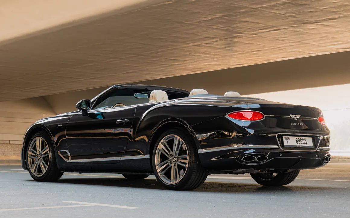 Bentley Continental GTC Azure - image 5