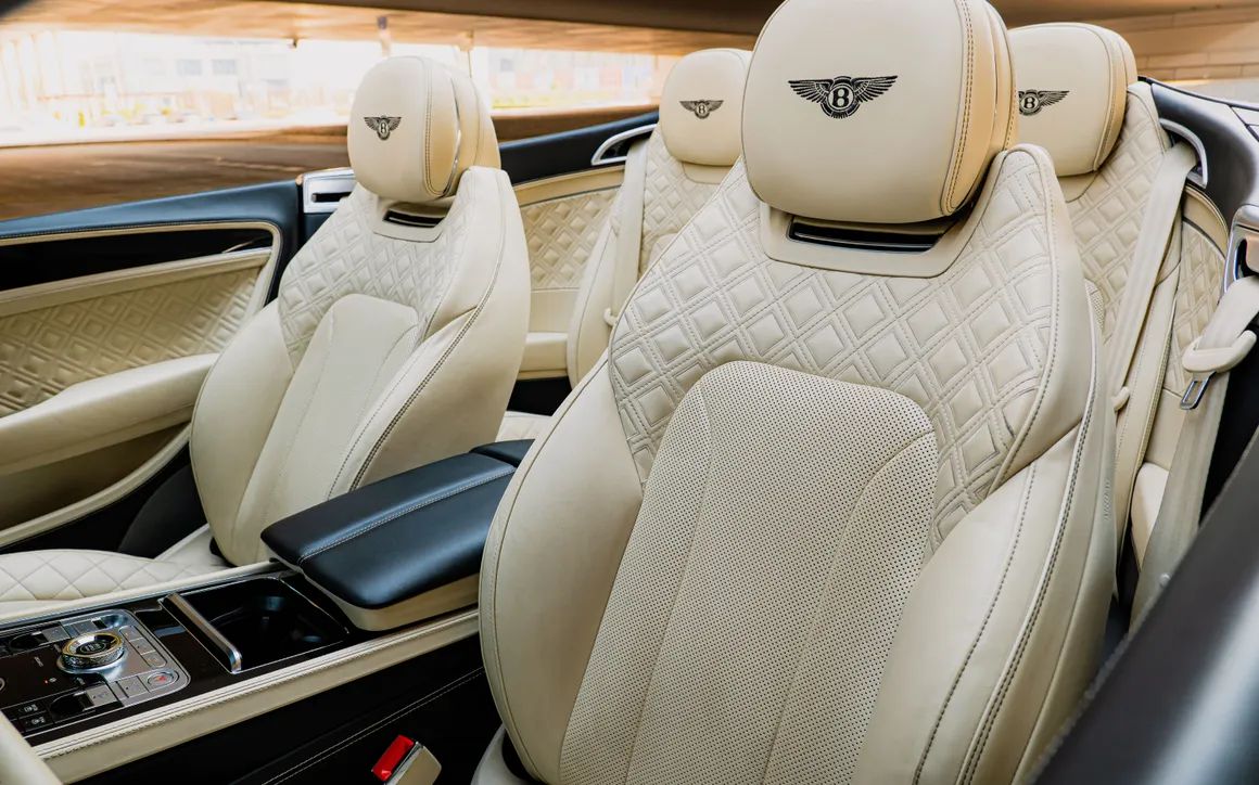 Bentley Continental GTC Azure - image 9