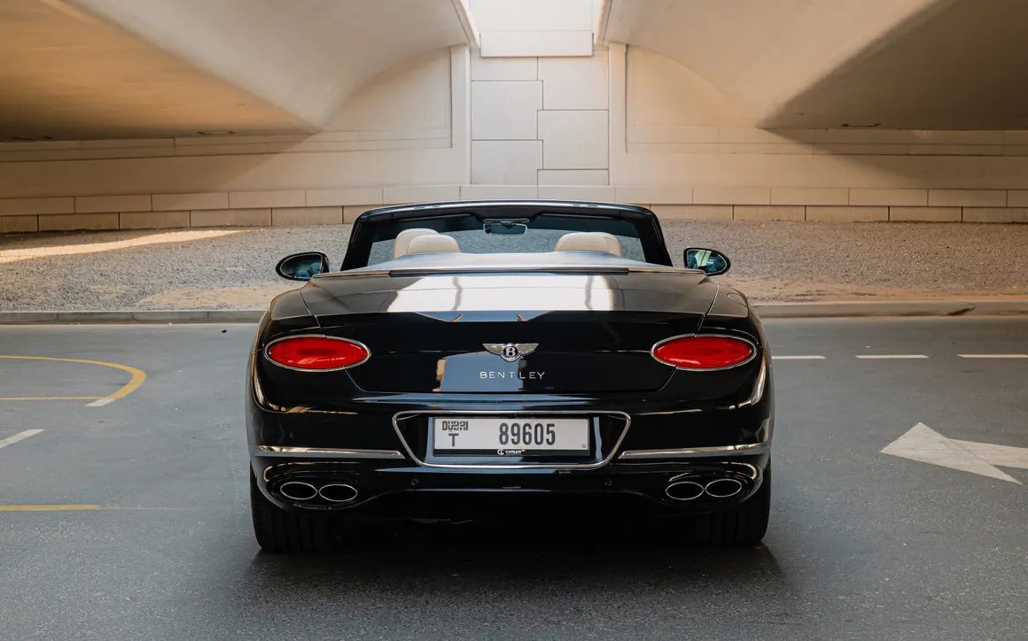 Bentley Continental GTC Azure - image 6