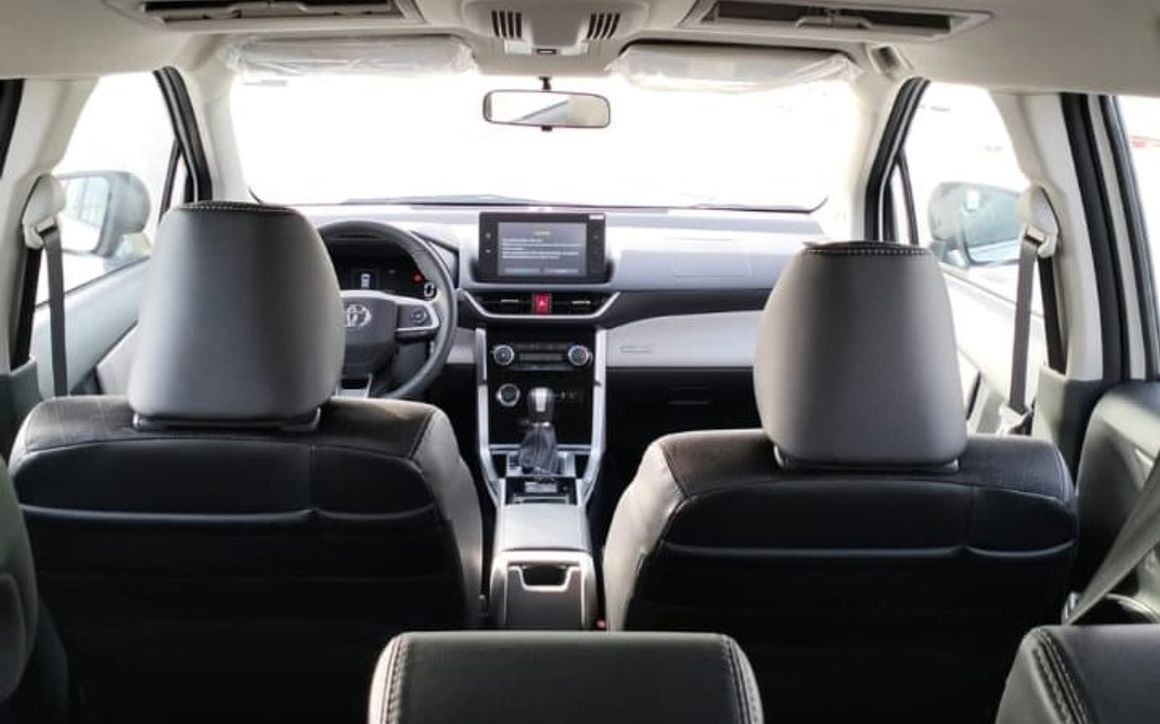 Toyota Veloz - image 11