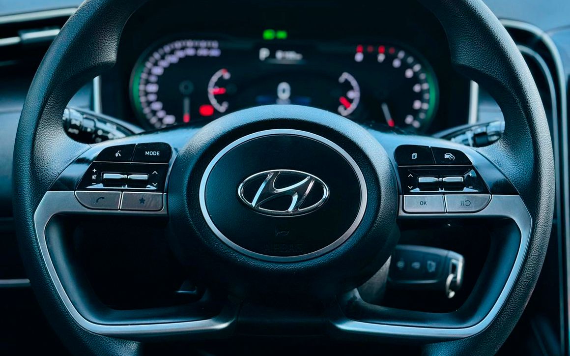 HYUNDAI TUCSON - image 14