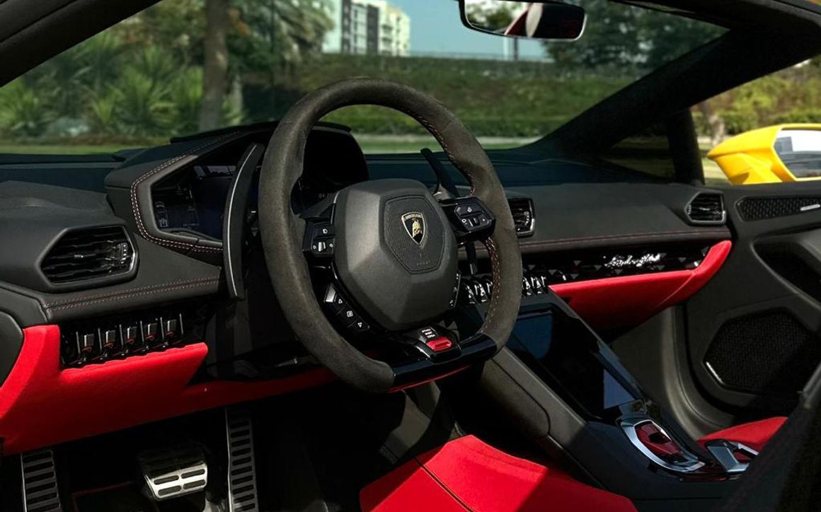 LAMBORGHINI HURACAN - image 5