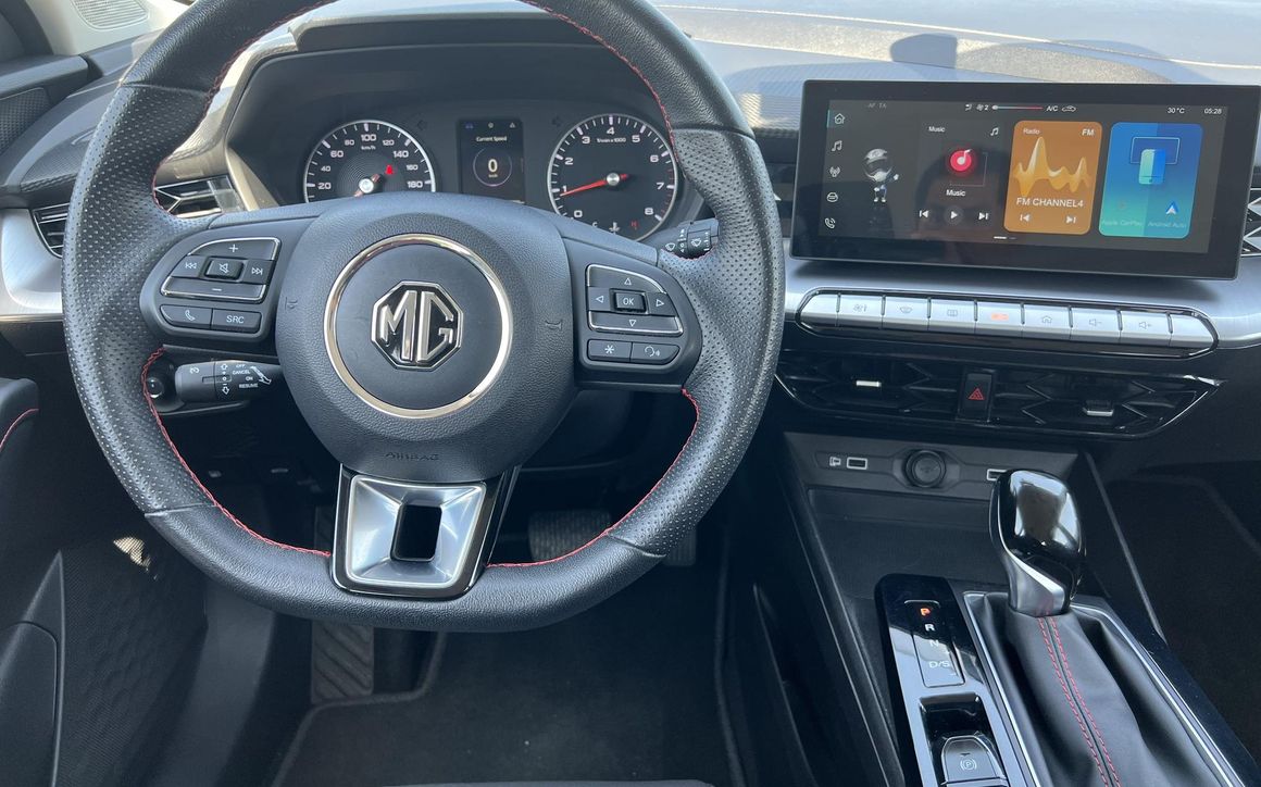MG GT - image 13