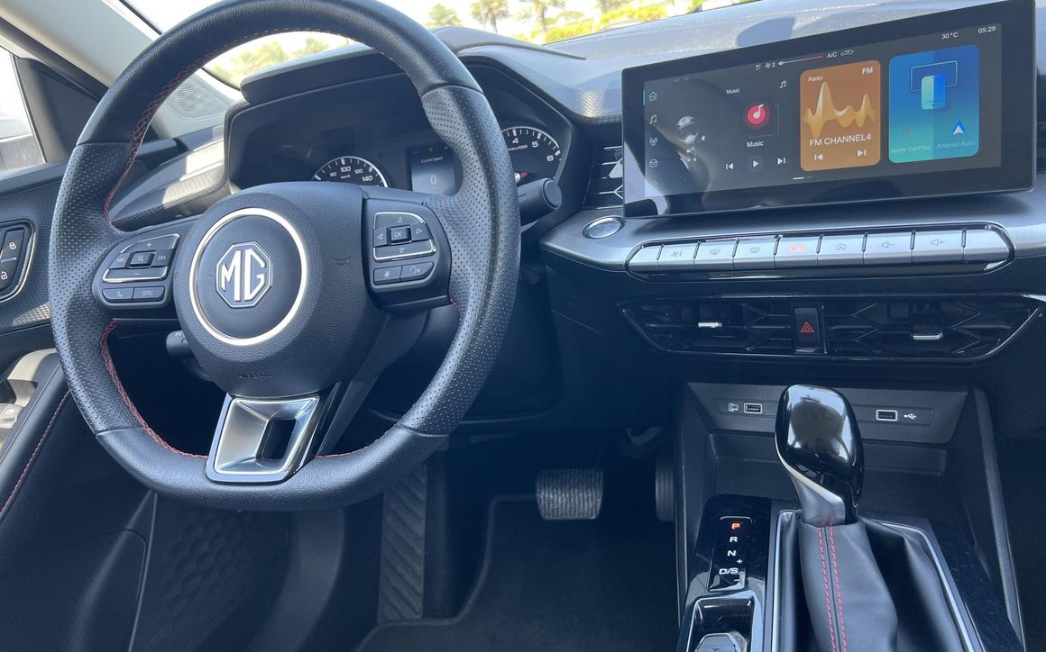 MG GT - image 12