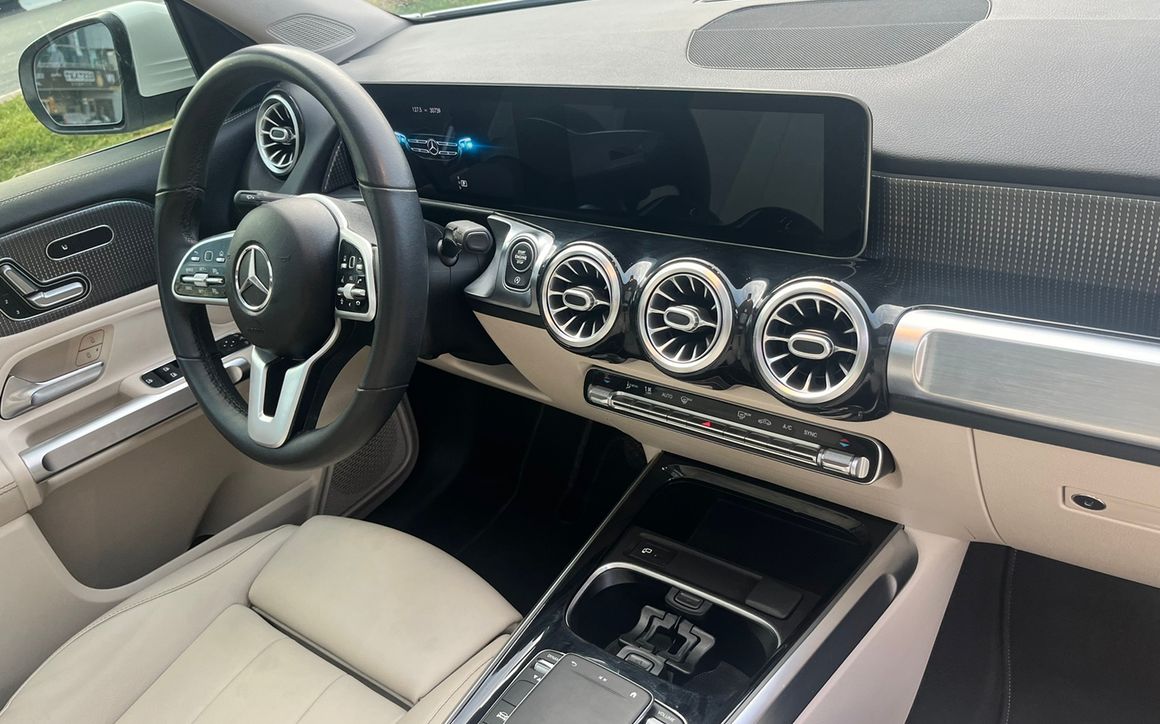 Mercedes GLB250 - image 11
