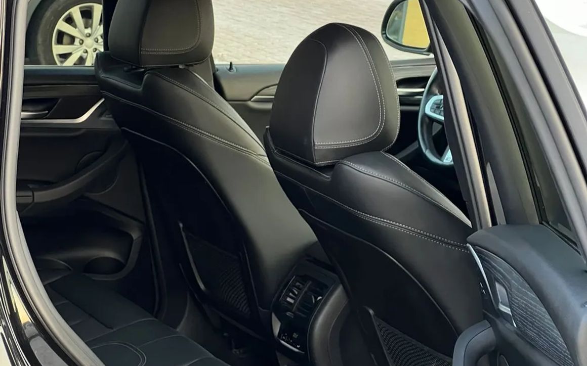BMW X3 - image 10